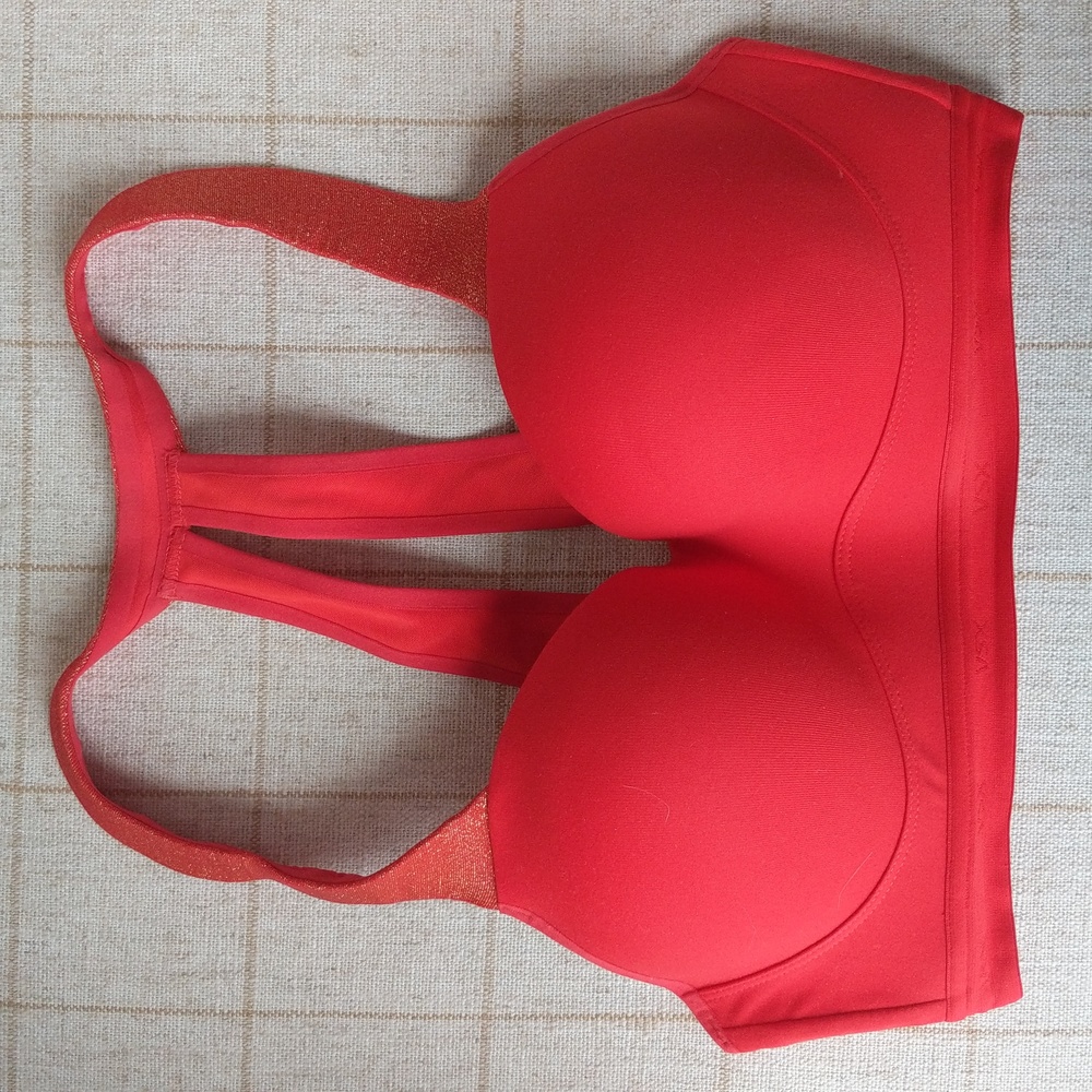 Victoria's Secret Padded Sports Bra NWOT